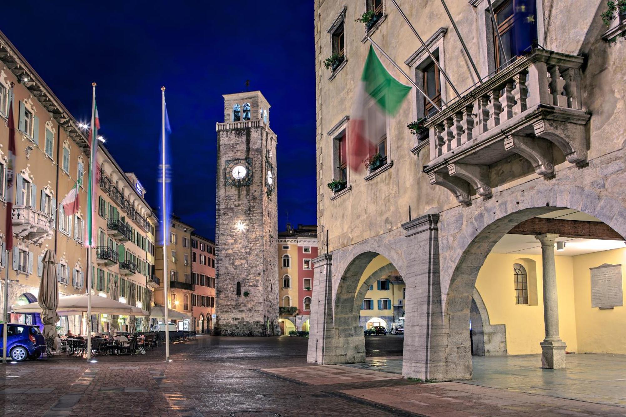 Residenza Rocca Del Lago 2 - Happy Rentals Riva del Garda Dış mekan fotoğraf