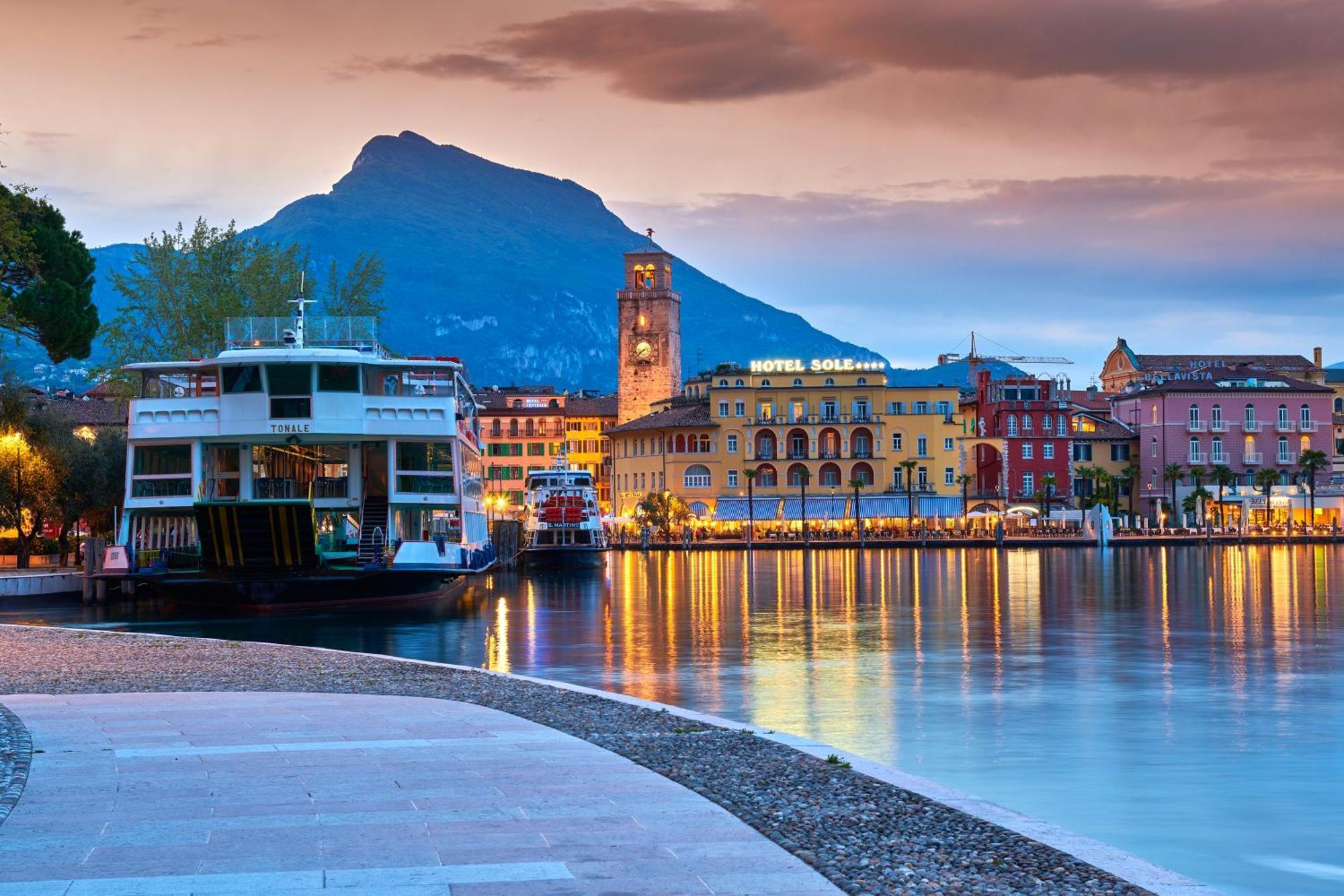 Residenza Rocca Del Lago 2 - Happy Rentals Riva del Garda Dış mekan fotoğraf